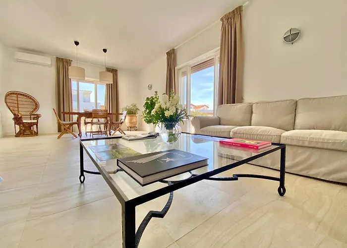 Maison Sciscì Rooms